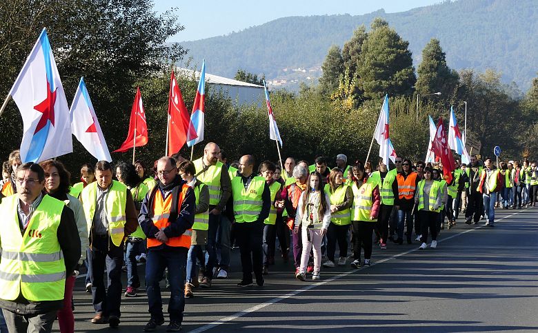 17-11-18 ManifaMaderasIglesiasPorrinhoMos10.JPG
